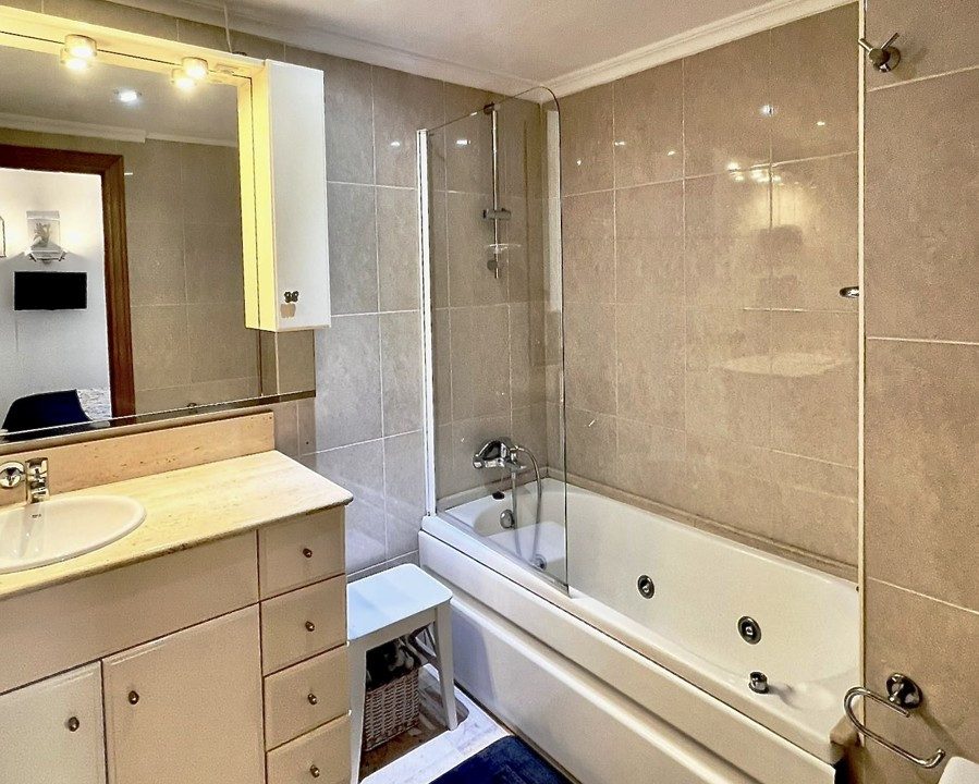 Salles de bain mit Wanne
