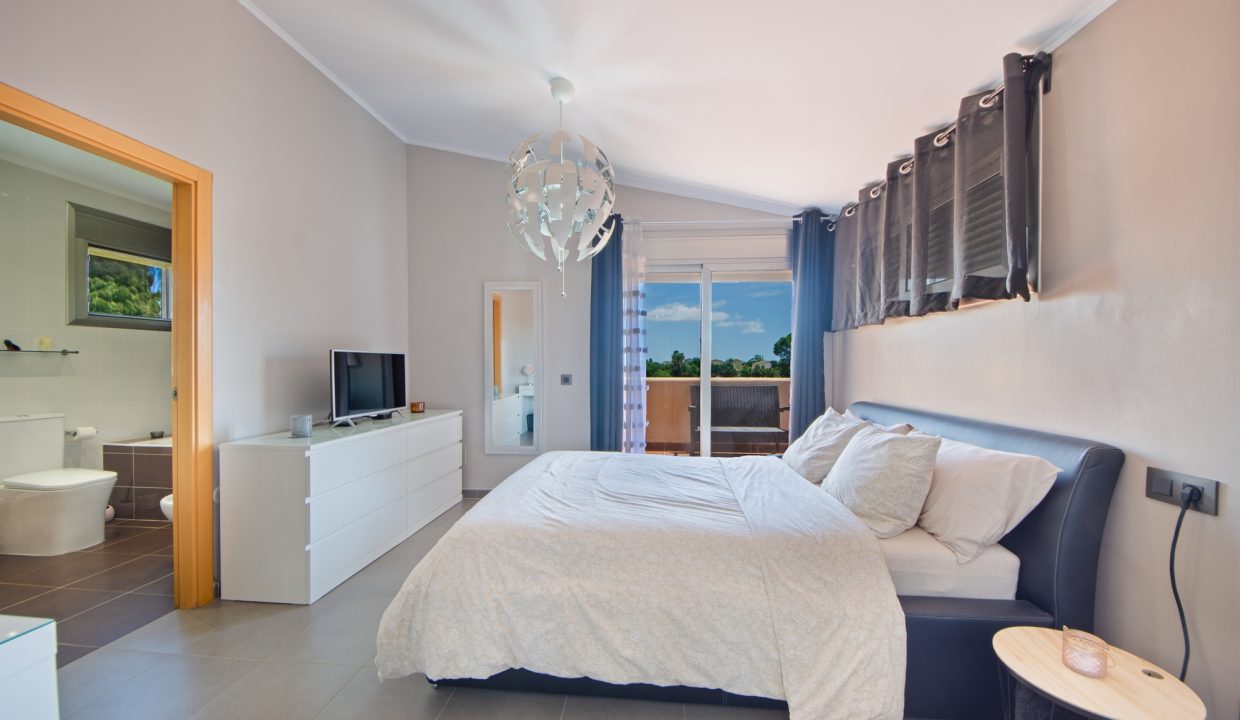 Hauptschlafzimmer