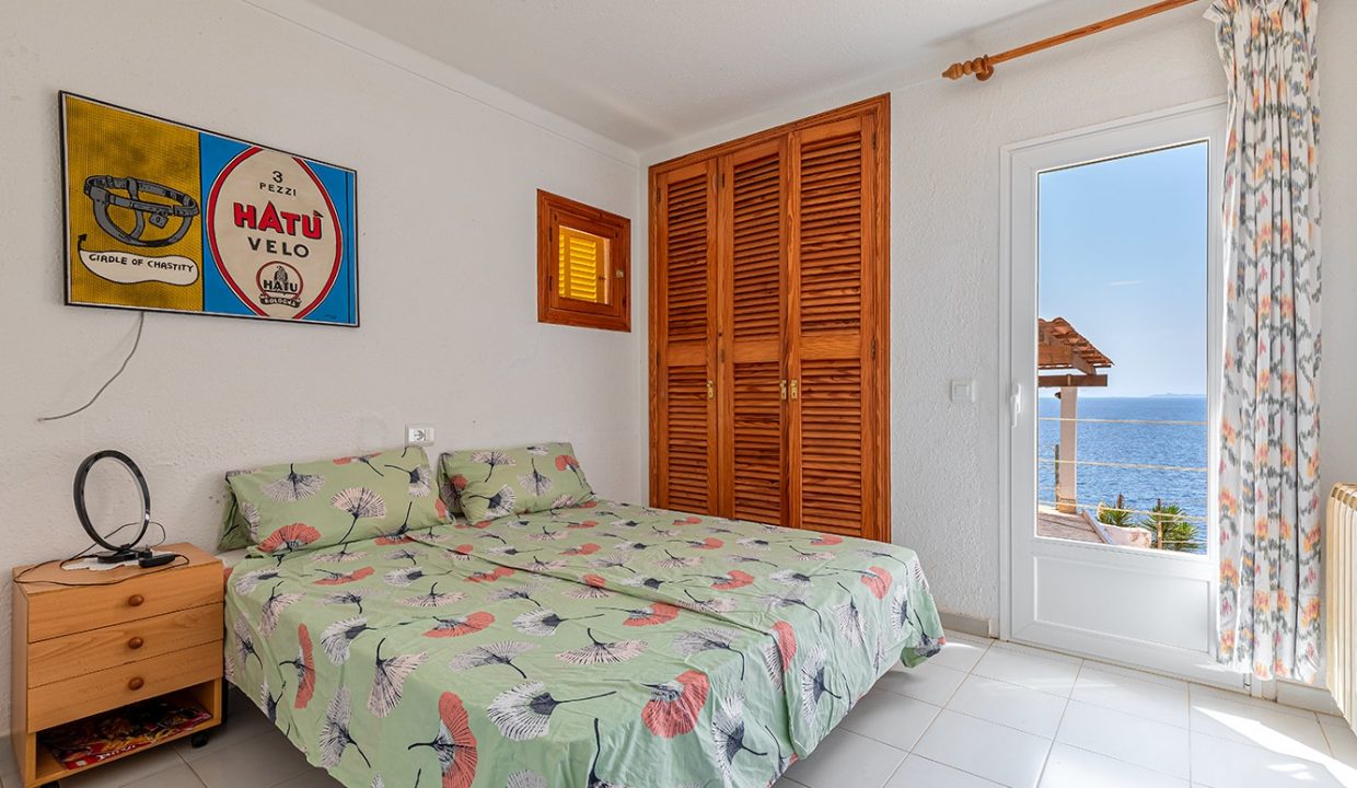 3f6e0ac1-c38a-41b5-a276-4365975df6fb