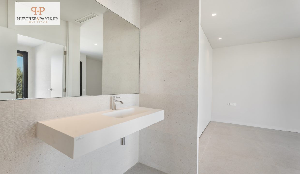 7f2e5ff6-9280-4015-b440-c613e4889940