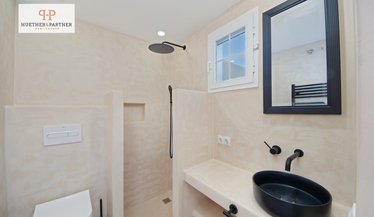 Modernes Salles de bain mit Walk-in Dusche