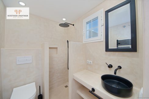 Modernes Salles de bain mit Walk-in Dusche