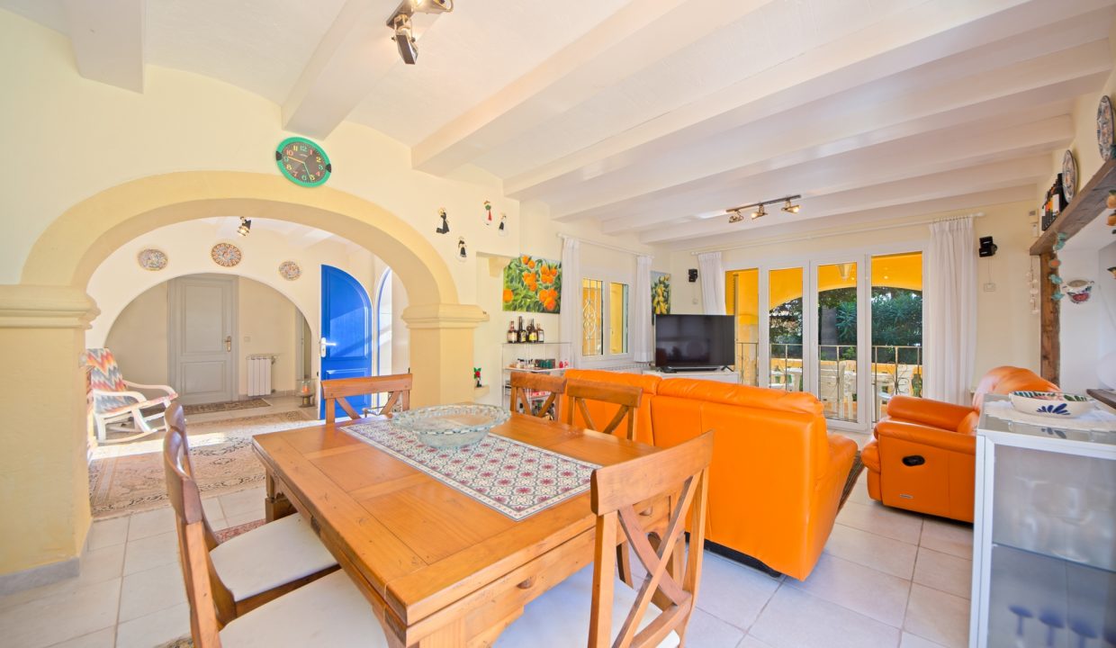 2a416678-62bb-4eff-89f4-fd5288fd7757