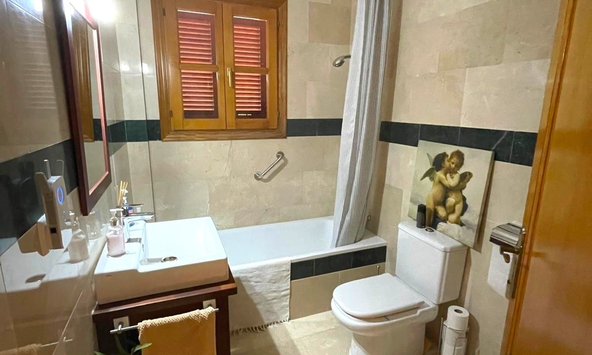 62e11a04-c44b-48bd-b30e-78e69b725f1a