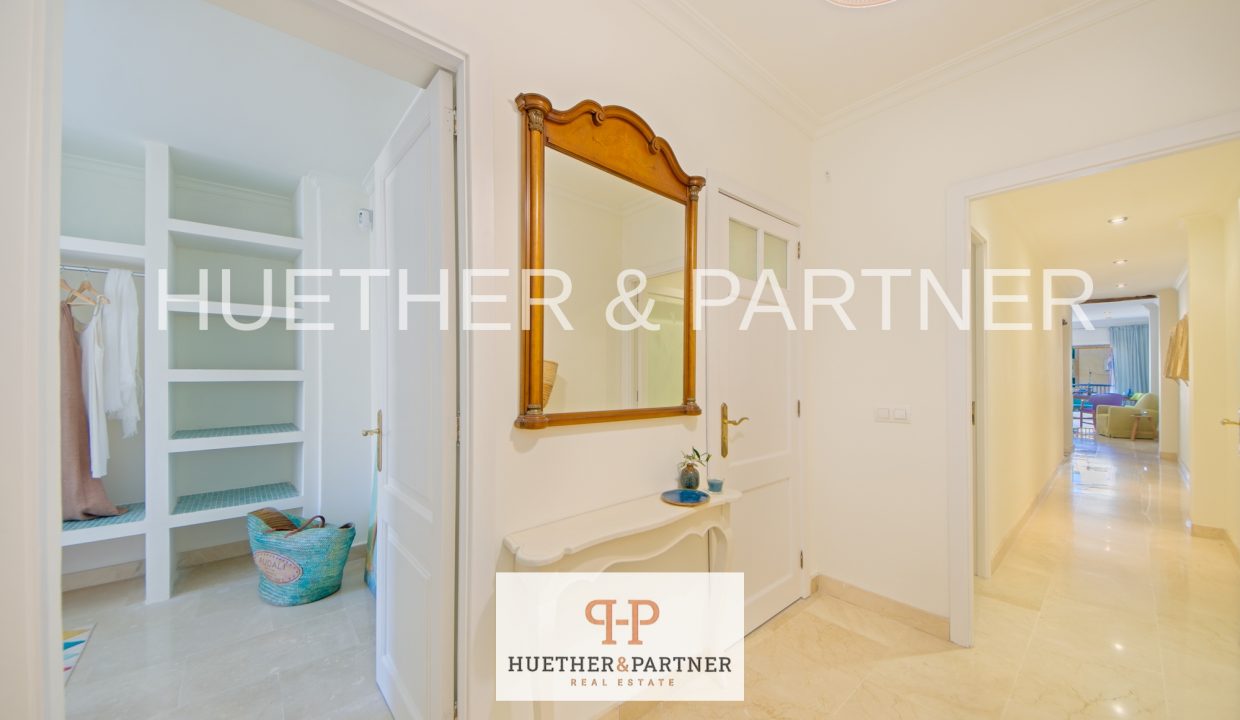 ec61d182-1d1d-4736-81e2-6c47e10c7dce