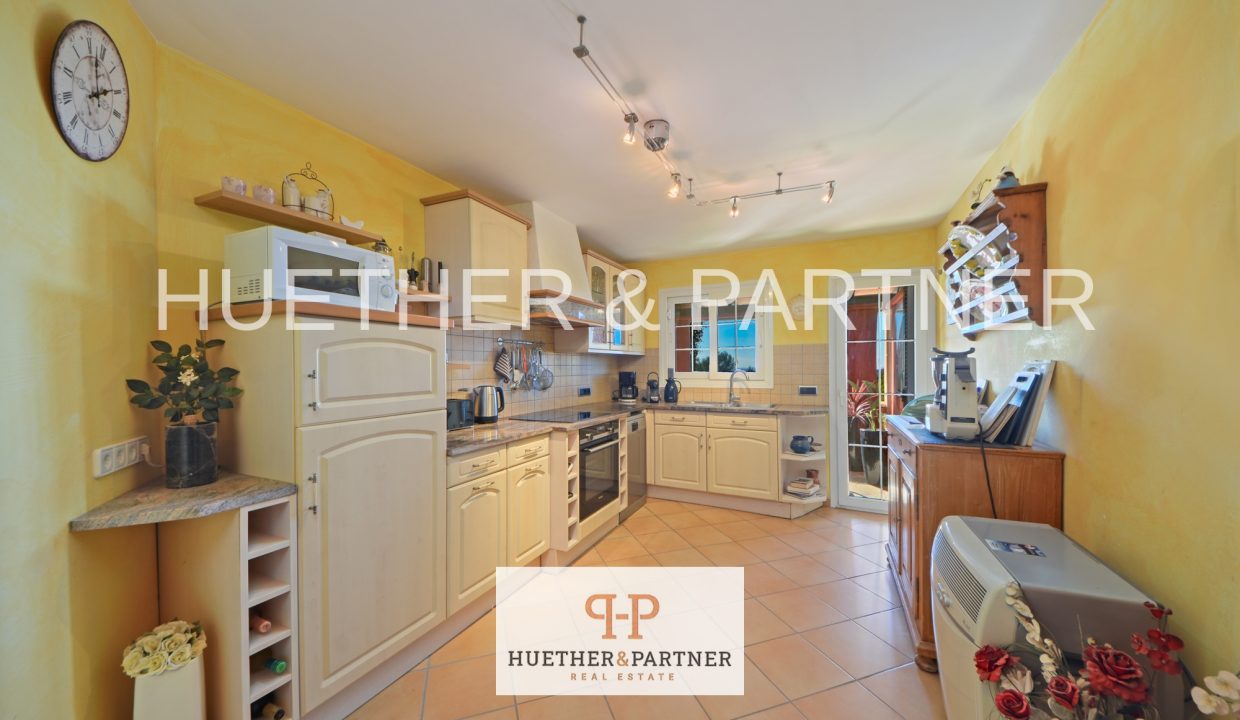 d2a0534a-2e60-4201-b59c-4946ea27397e