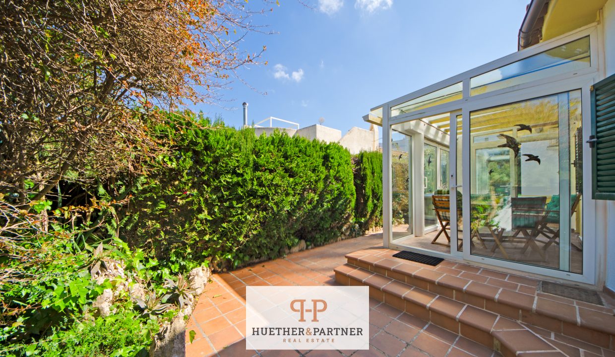 eae12c4d-b6c1-44dc-83ed-a230076b277f